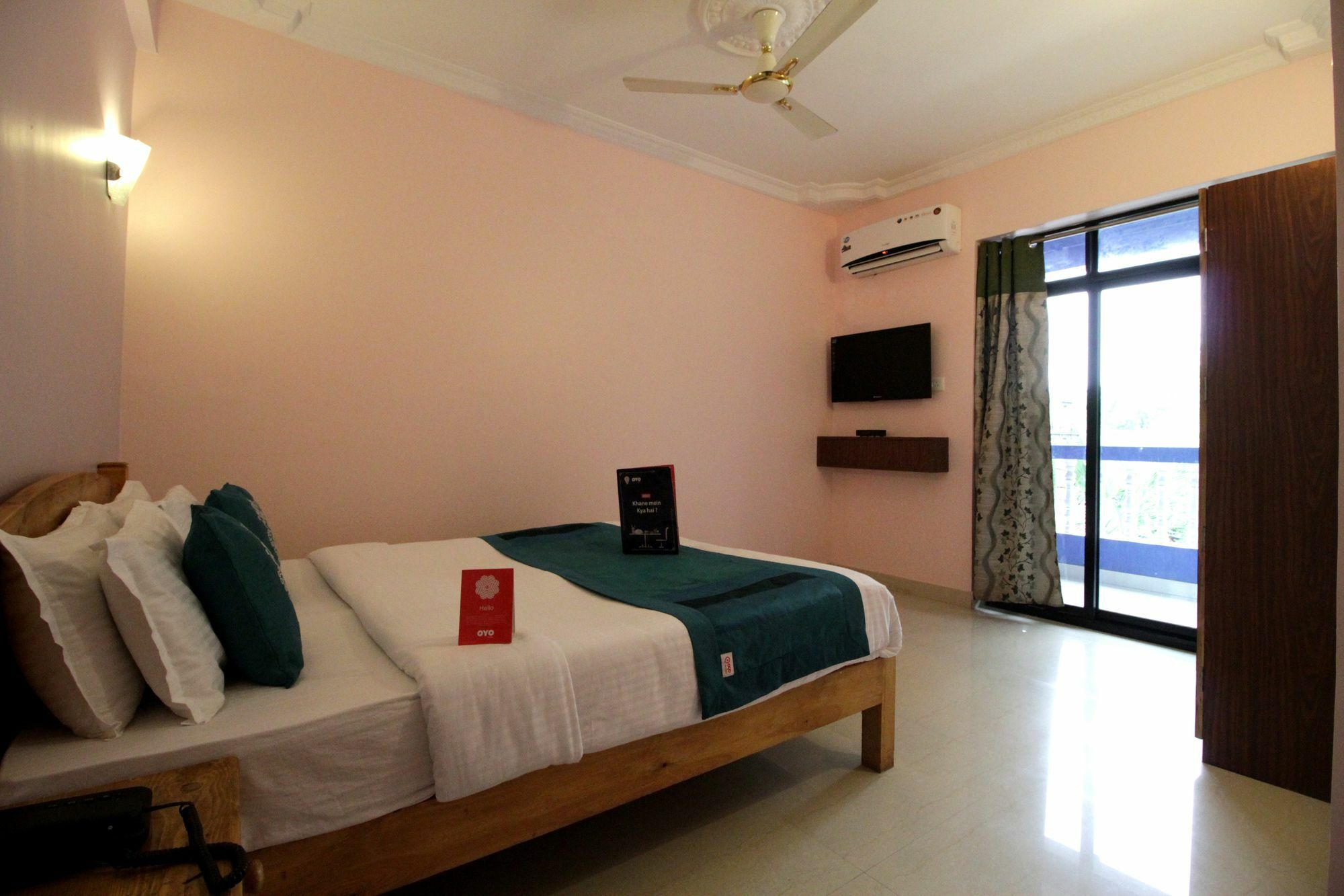 Oyo 3385 Hotel Baga Bay Extérieur photo