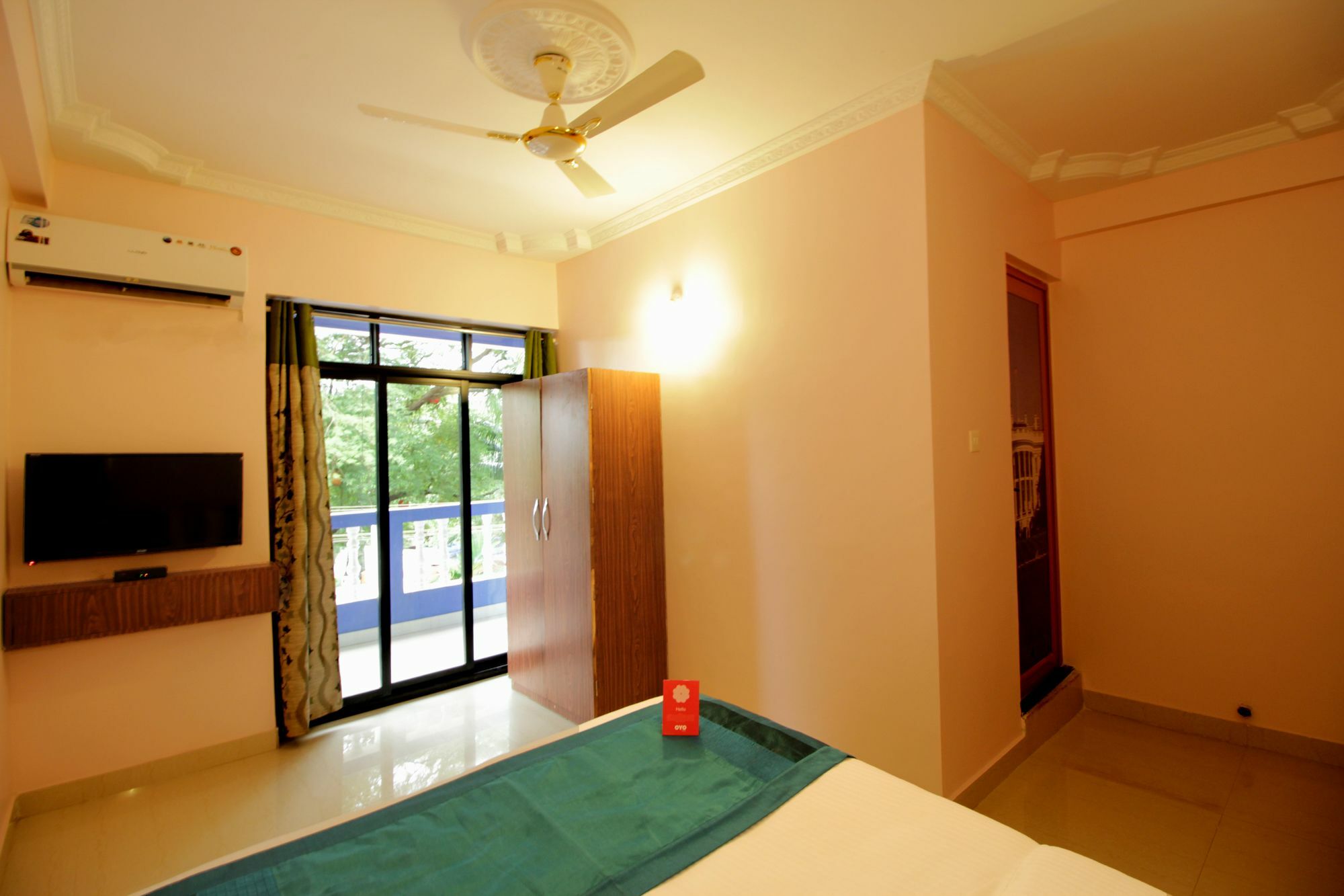Oyo 3385 Hotel Baga Bay Extérieur photo